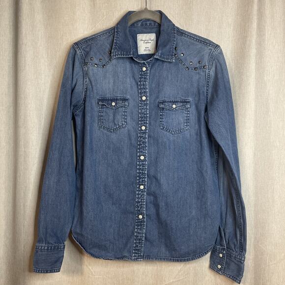 American Eagle Outfitters Tops - American Eagle Shirt Denim Pearl Snap Up Collared Studded Jean Womens Medium